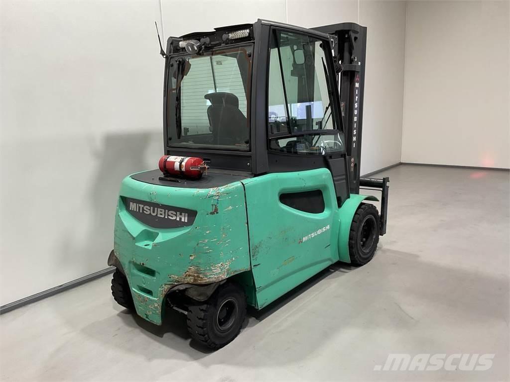 Mitsubishi FB50-2 Elektriske trucker