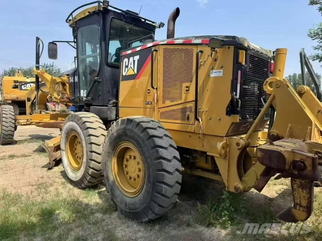 CAT 140 M Veihøvler