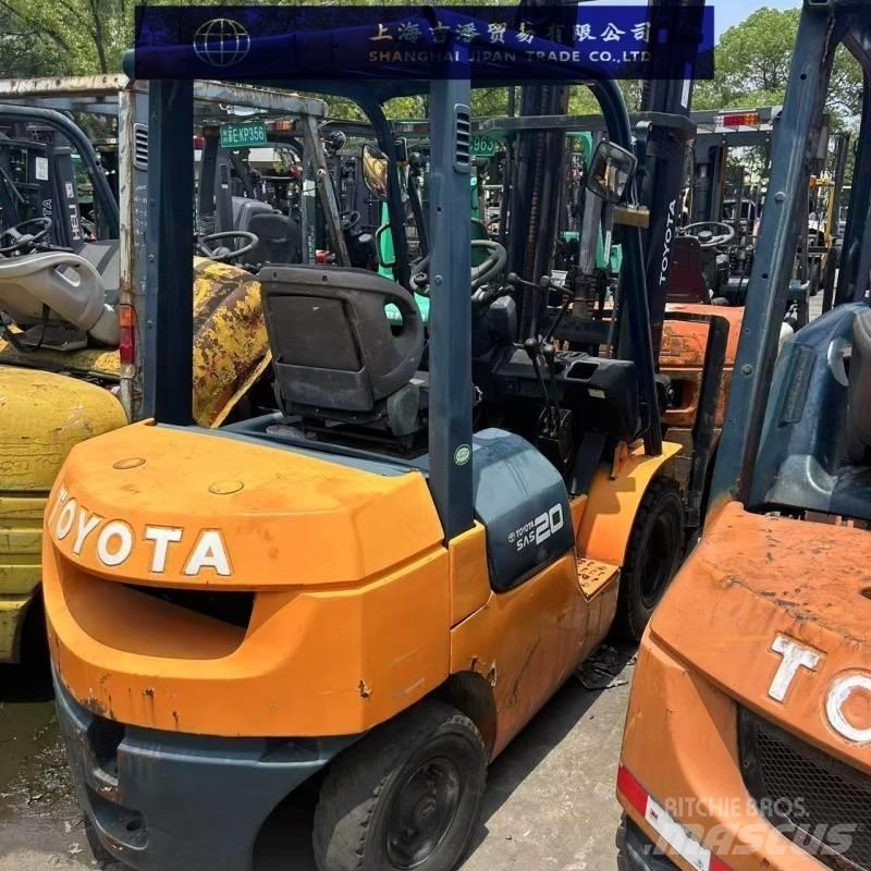 Toyota 20 Diesel Trucker