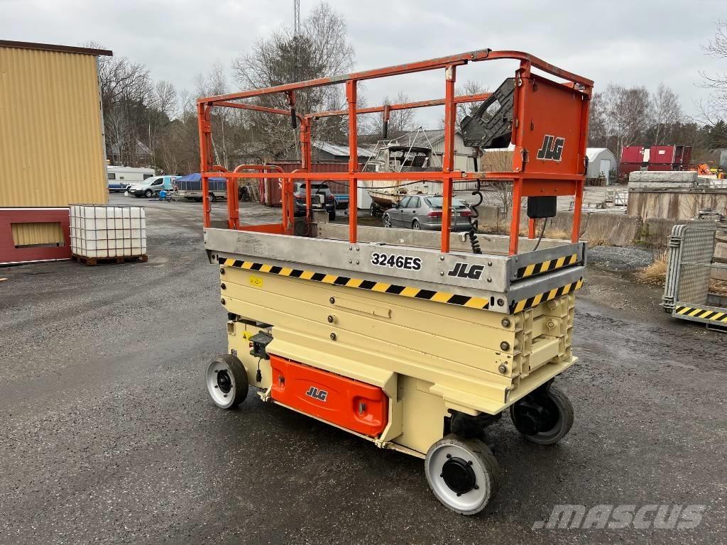 JLG 3246 ES Sakselifter