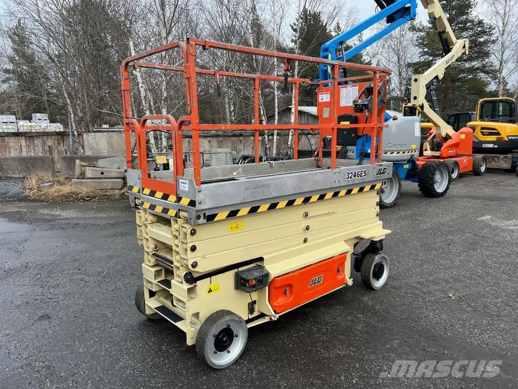 JLG 3246 ES Sakselifter