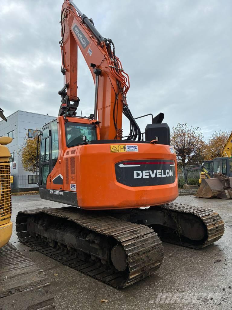Develon DX235LCR-7 Beltegraver