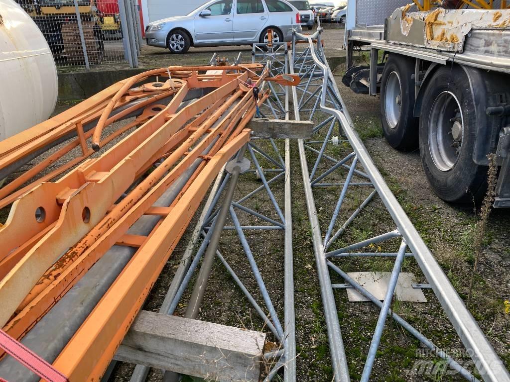 FB GRU GA 136 Bygge- og tårnkraner