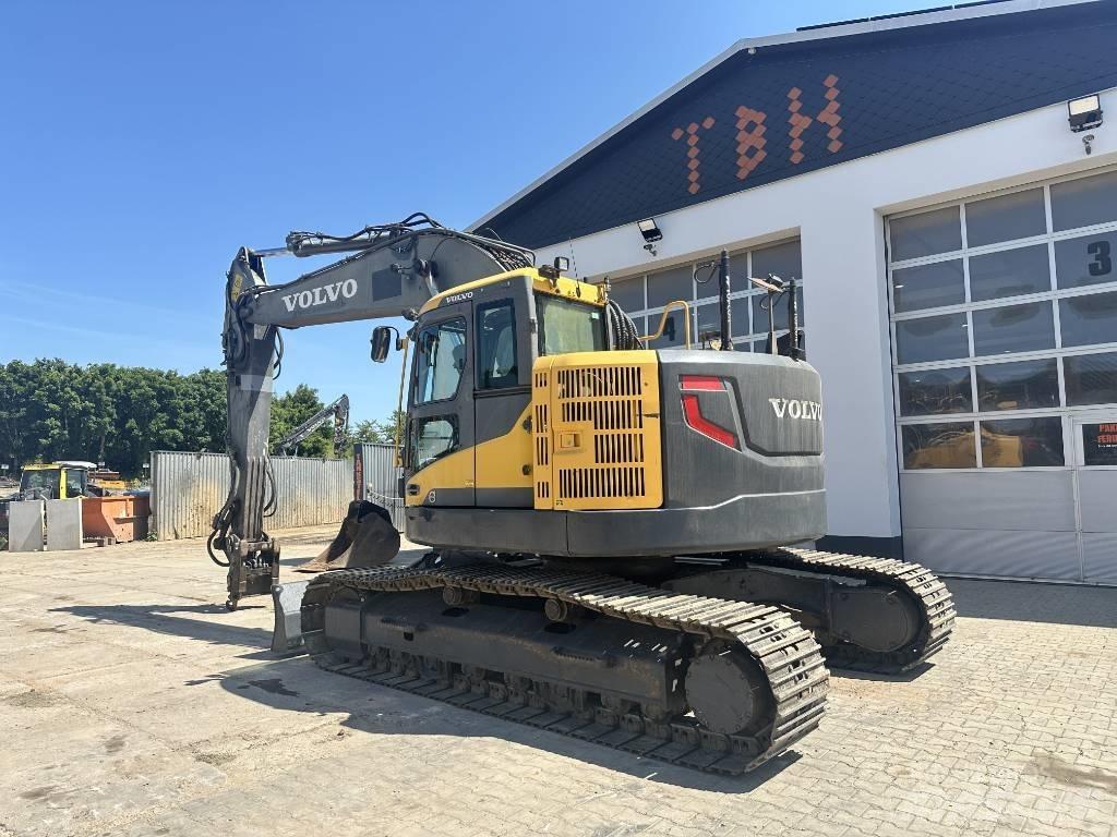 Volvo ECR 235 D Beltegraver
