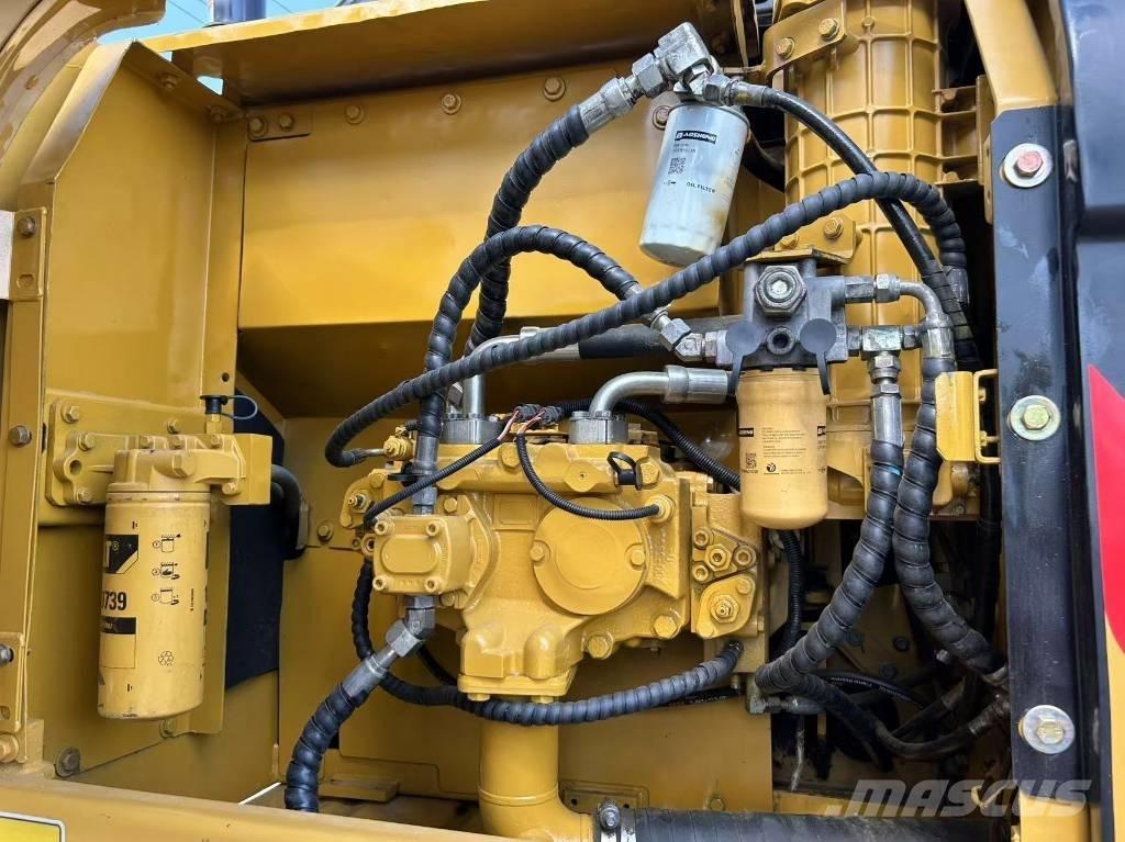 CAT 320 D Beltegraver
