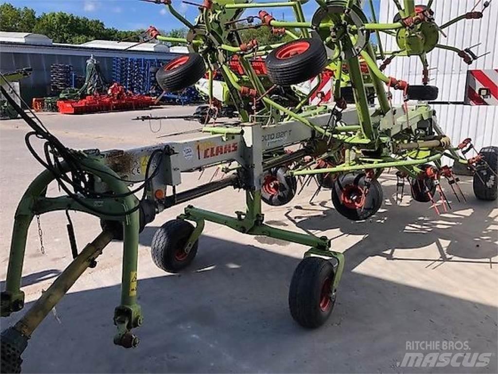 CLAAS Volto 1320 T Raker og høyvendere