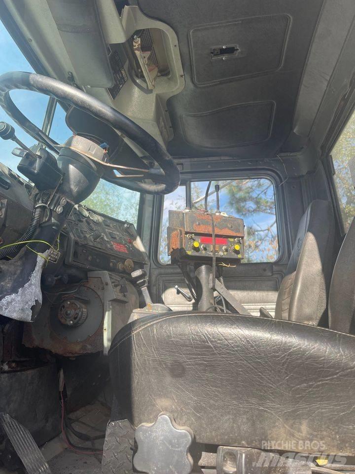 Mack dump Tippbil