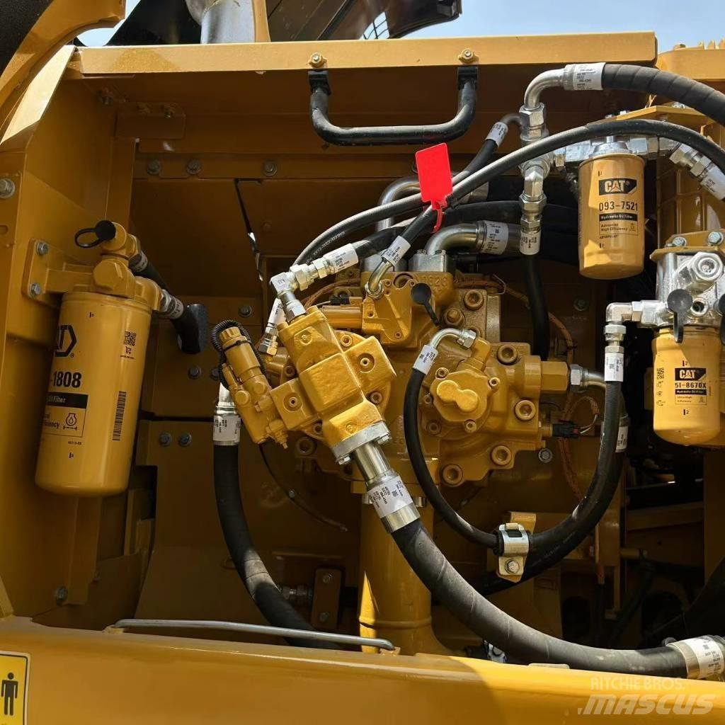 CAT 336 D L Beltegraver