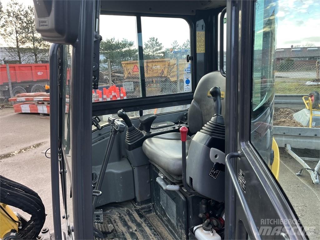 New Holland E 26 C Minigravere <7t