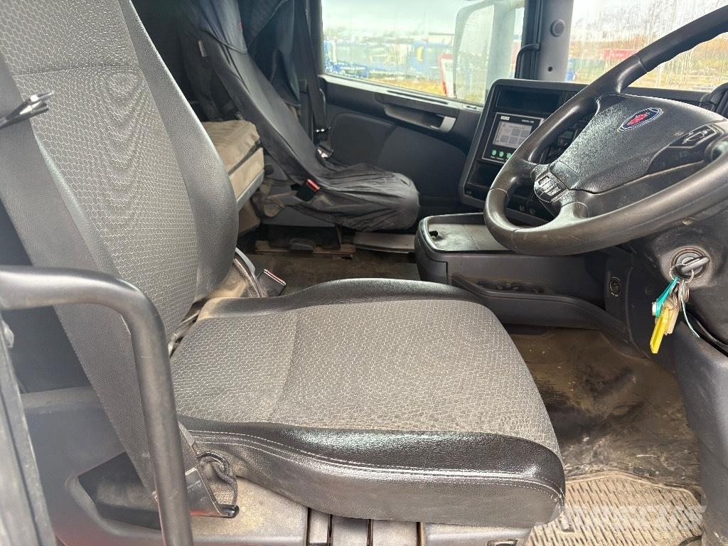 Scania R 450 Slamsugere