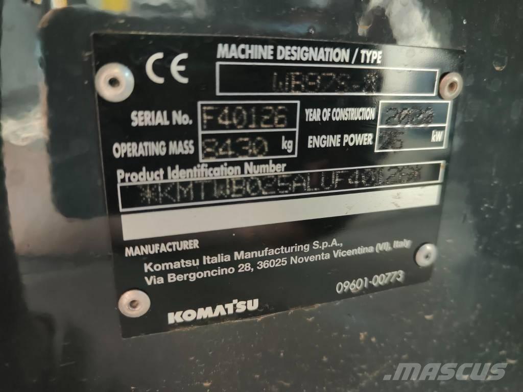 Komatsu WB 97 S-8 Traktorgravere
