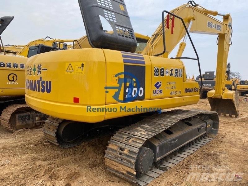 Komatsu PC200-7 Beltegraver