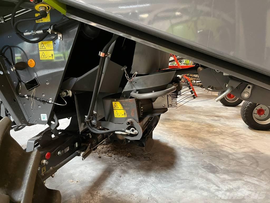 CLAAS LEXION 660 Skurtreskere