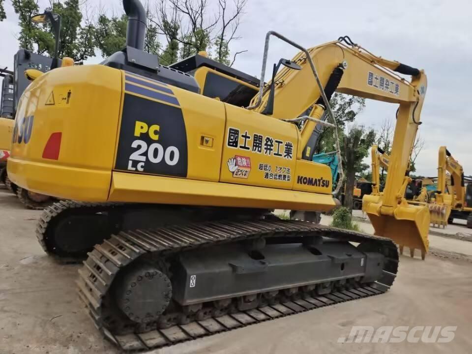 Komatsu PC 200 Beltegraver