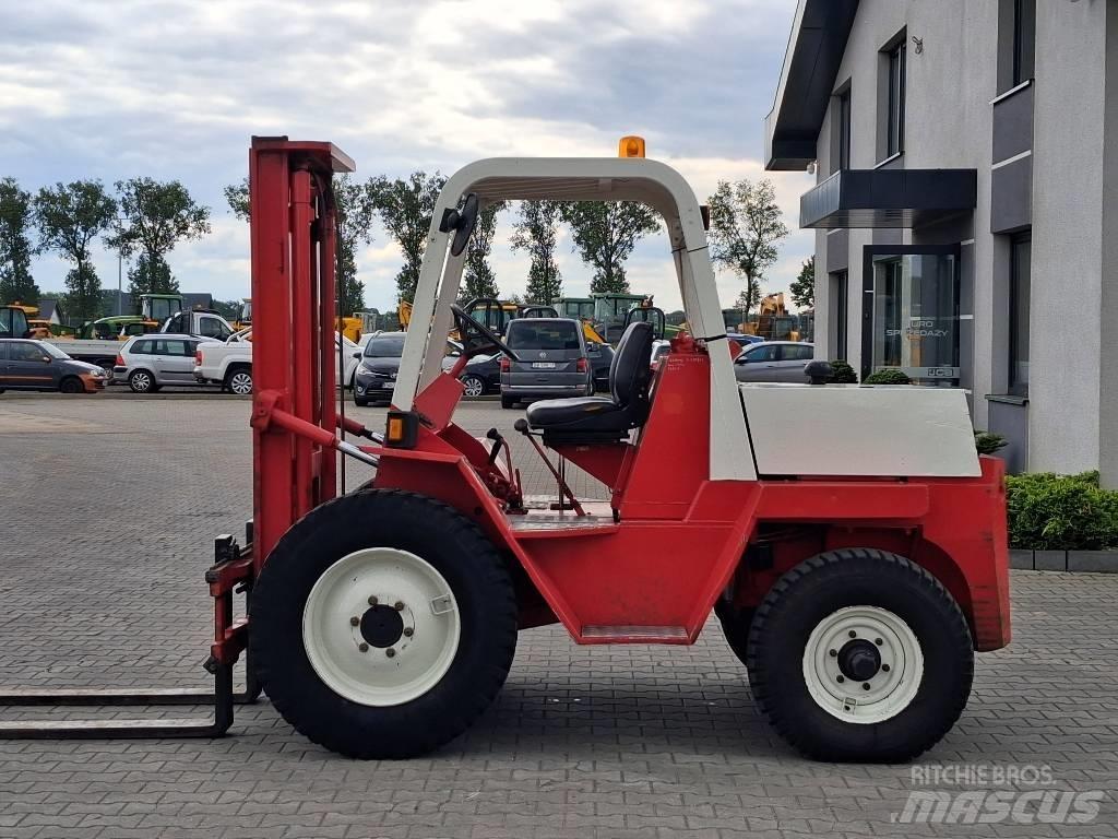Manitou MC 25 Terrenggående gaffeltruck