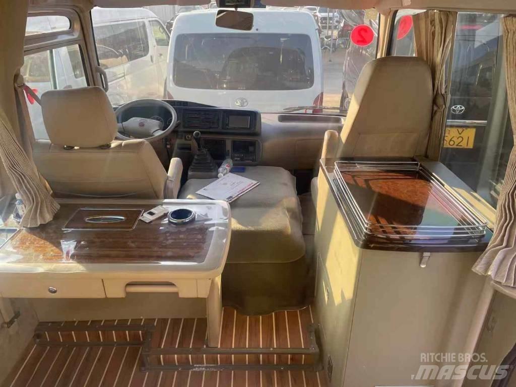 Toyota Coaster Intercity busser