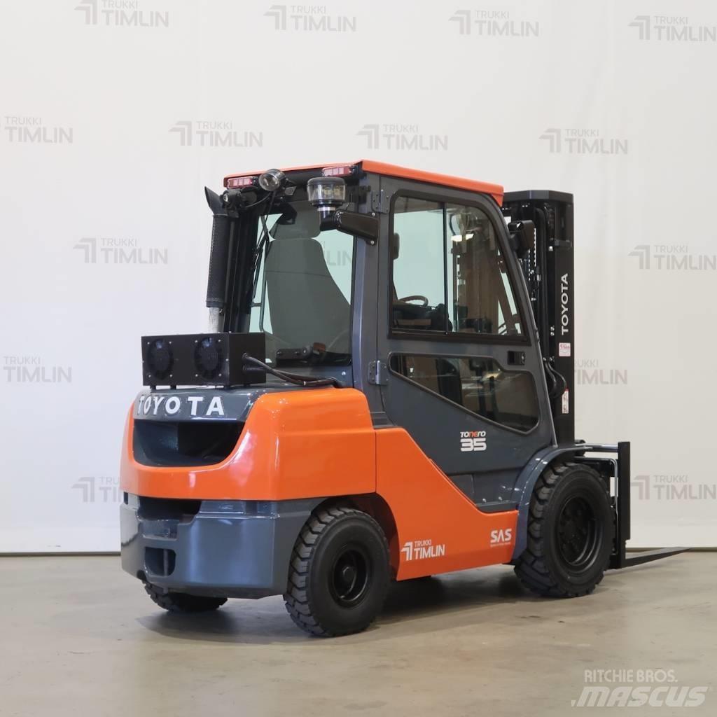 Toyota 52-8FDJF35 Diesel Trucker