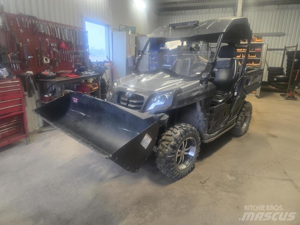  UTV CF 850 Minigravere <7t