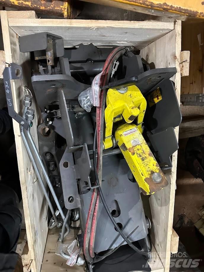 CLAAS Axion 800 Annet tilbehør