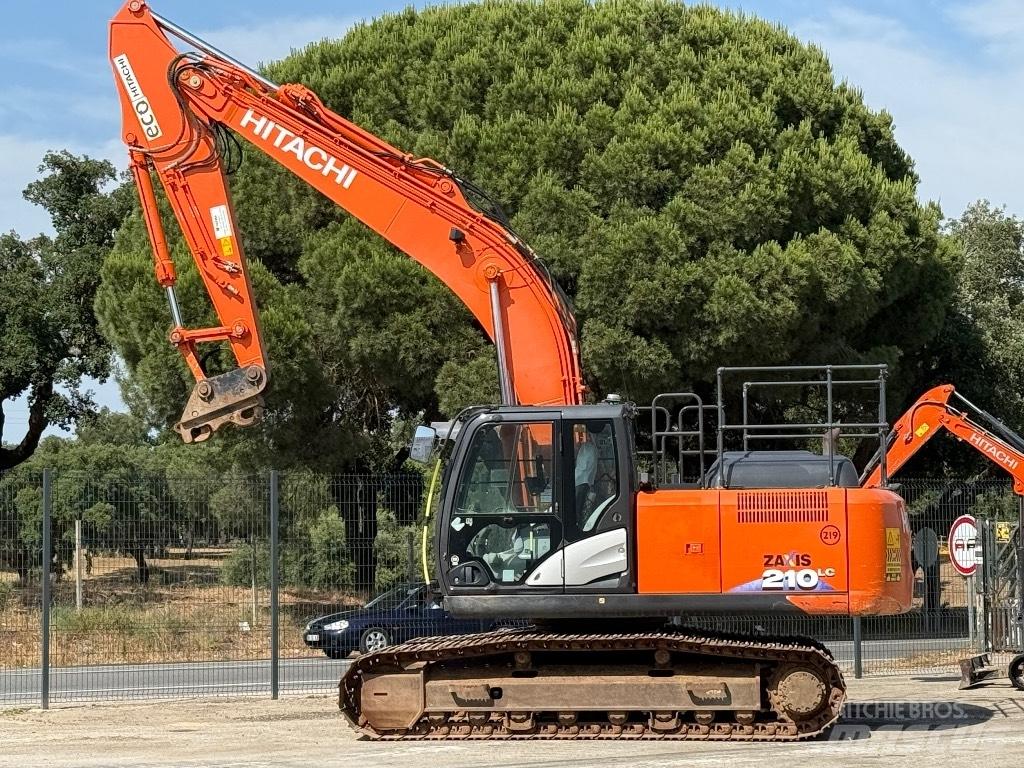 Hitachi ZX 210 LC-6 Beltegraver