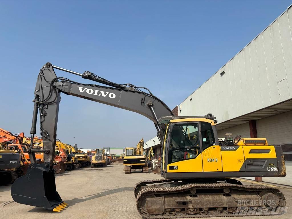 Volvo EC 220 DL Beltegraver