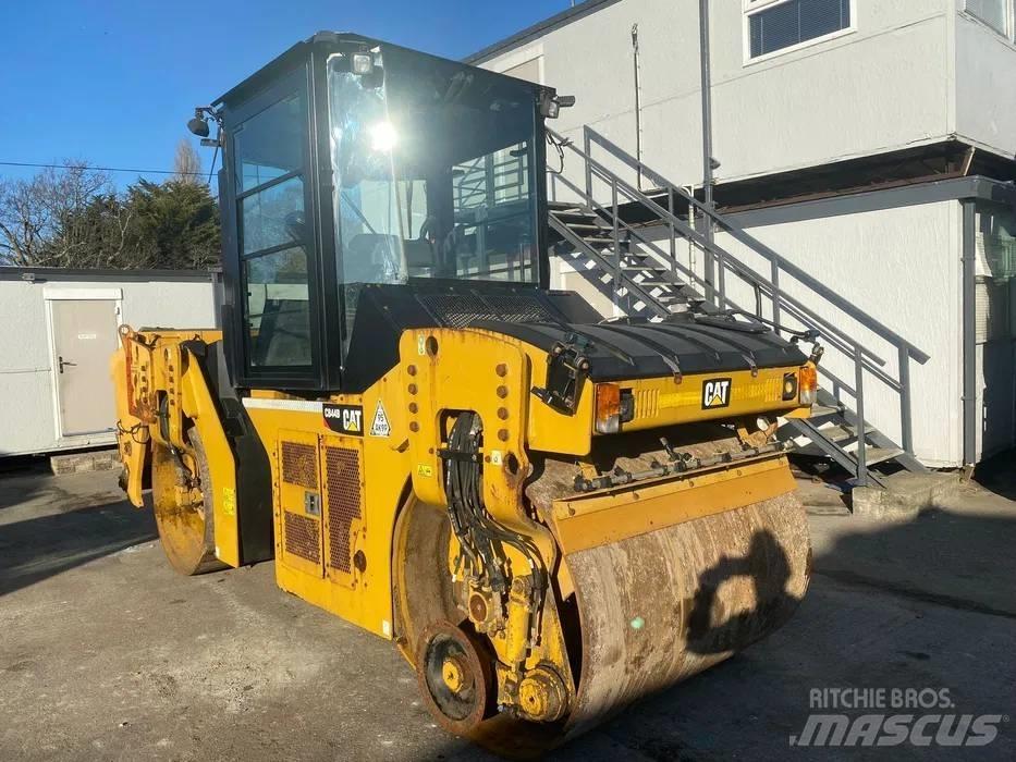 CAT CB 44 B Tandem Valser