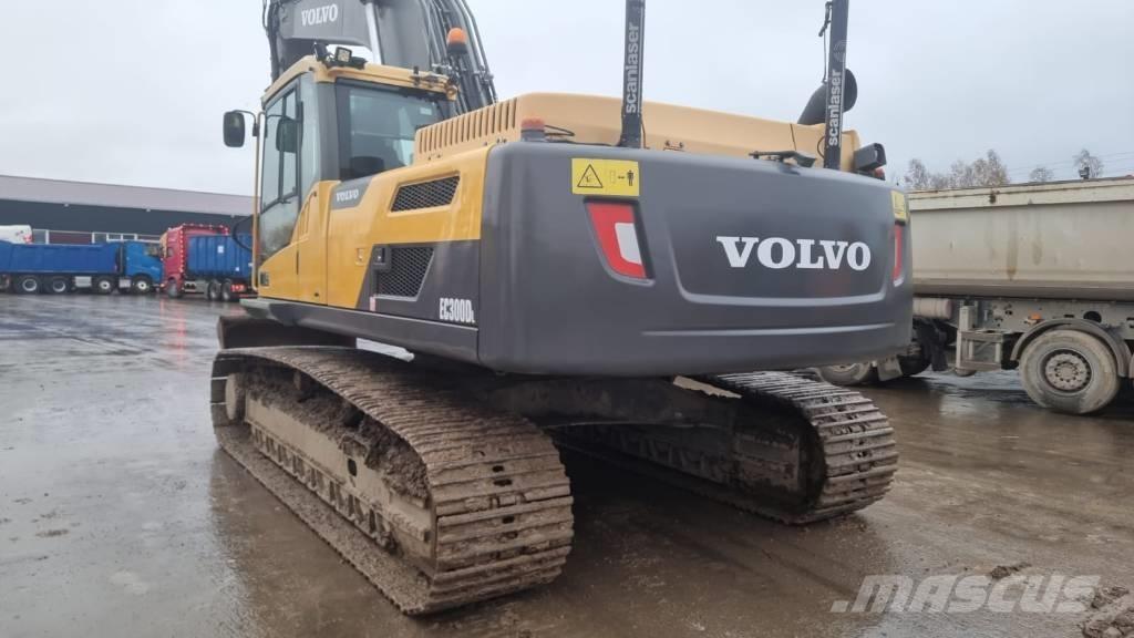 Volvo EC 300 D Beltegraver