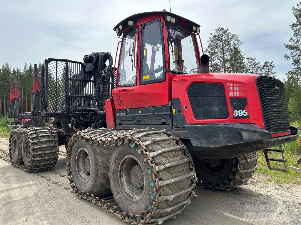 Komatsu 895 Lassbærere