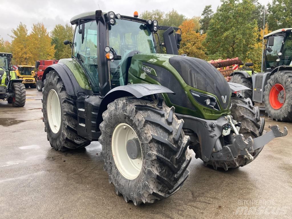 Valtra T 234 Traktorer