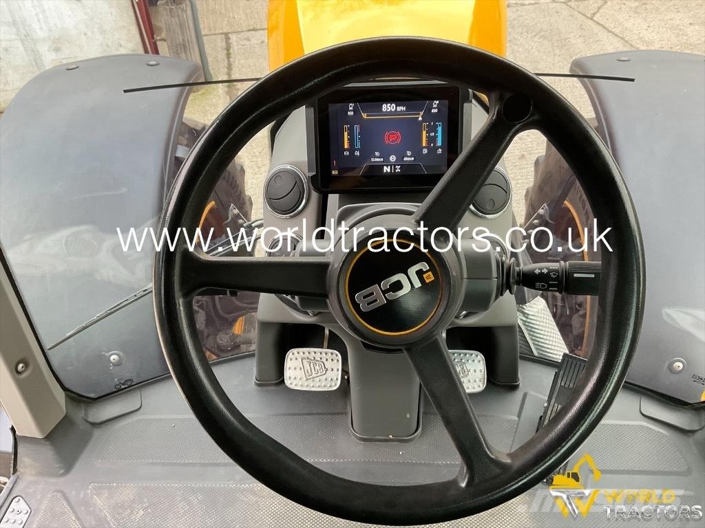 JCB Fastrac 4220 Traktorer