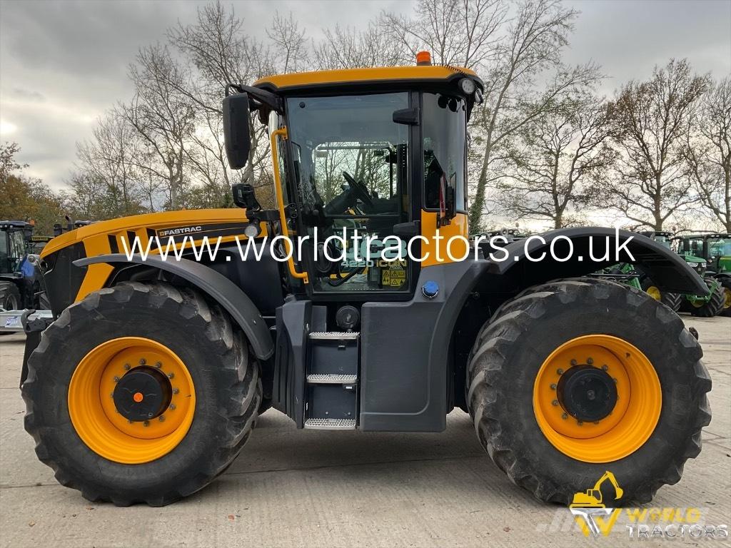 JCB Fastrac 4220 Traktorer