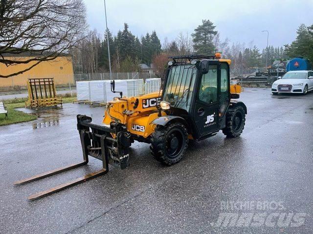 JCB 525-60T5 Teleskoplastere