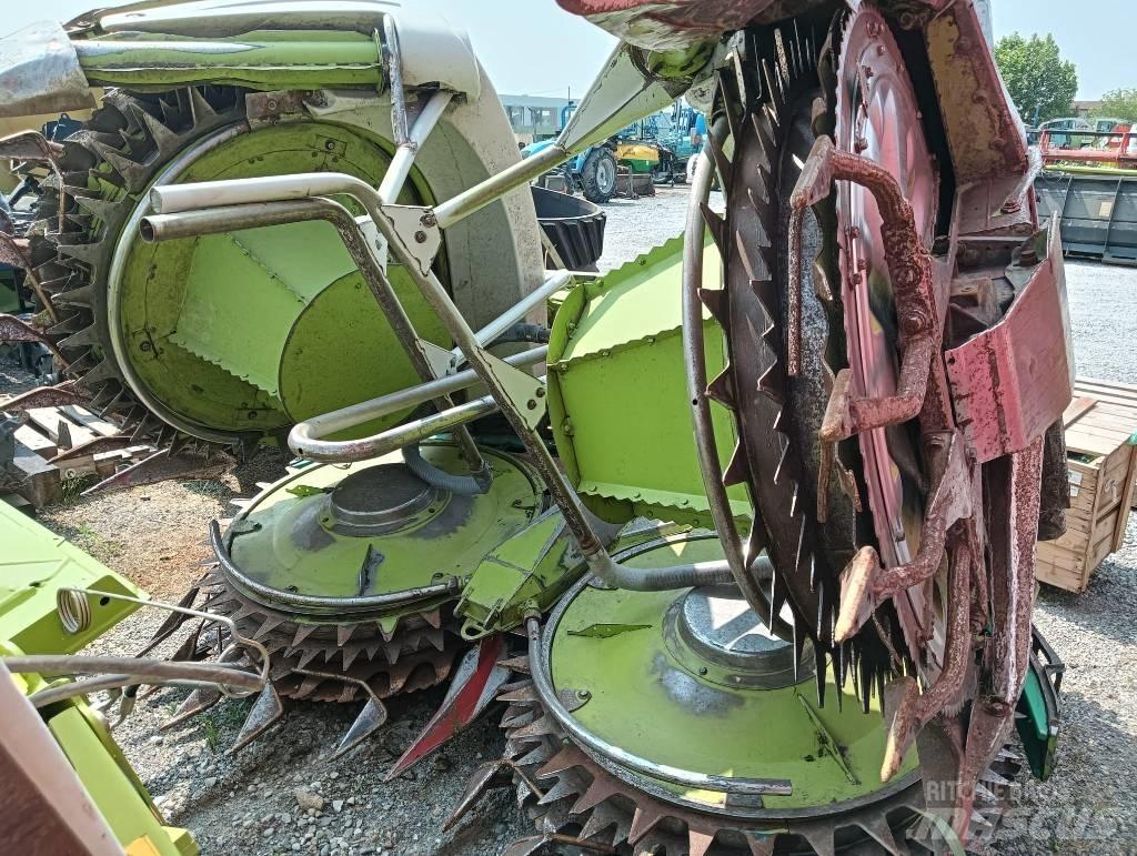 CLAAS Orbis 600 Selvdrevne fôrhøstere