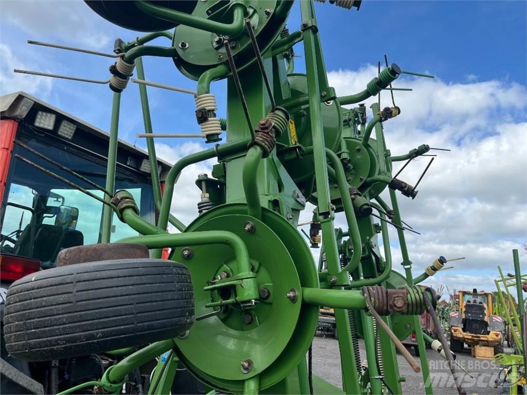 Krone KW 7.92 /8 Raker og høyvendere