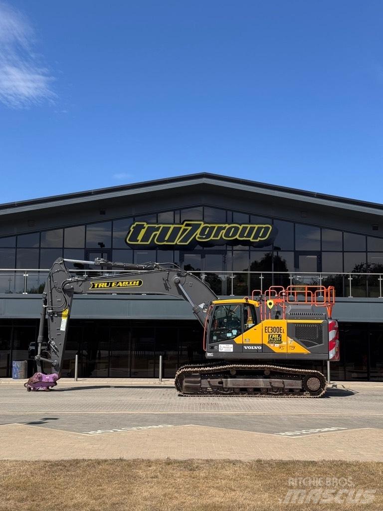 Volvo EC 300 EL Beltegraver