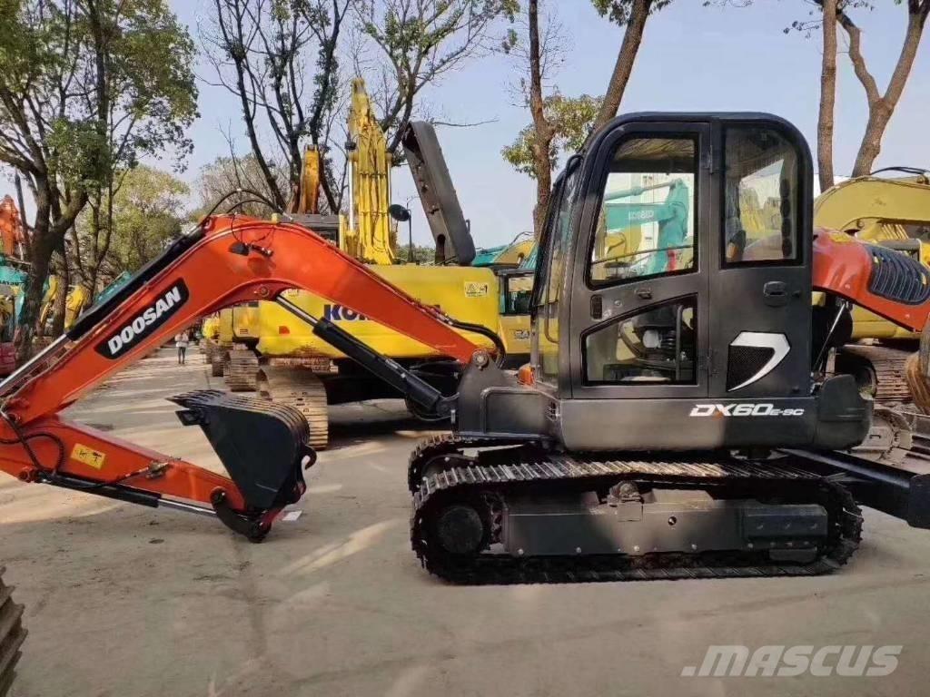 Doosan DX 60-9C Beltegraver