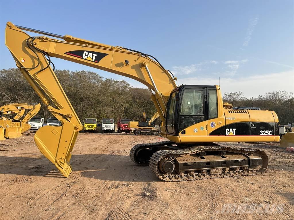 CAT 325C Beltegraver