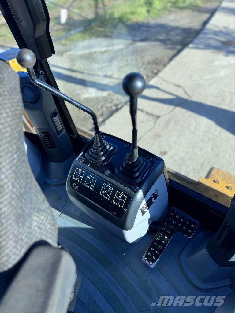 CAT 428 F Traktorgravere