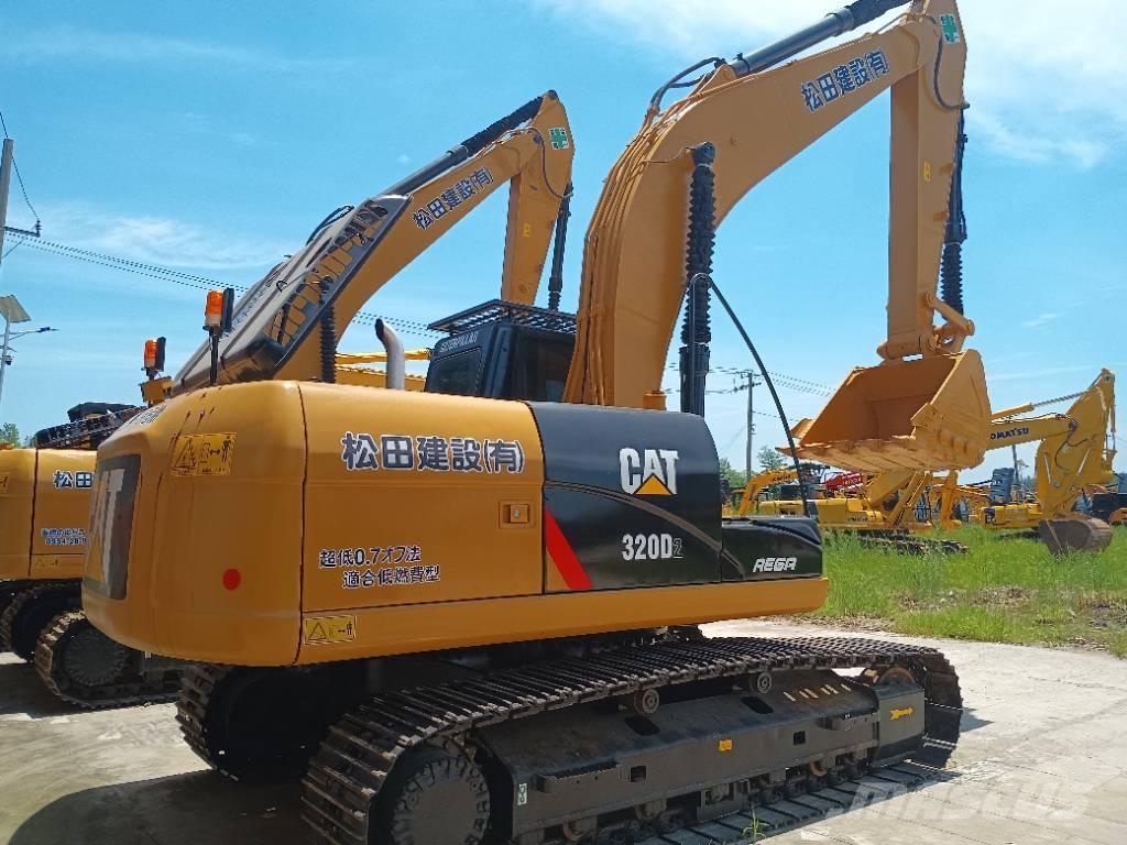 CAT 320D2L Beltegraver