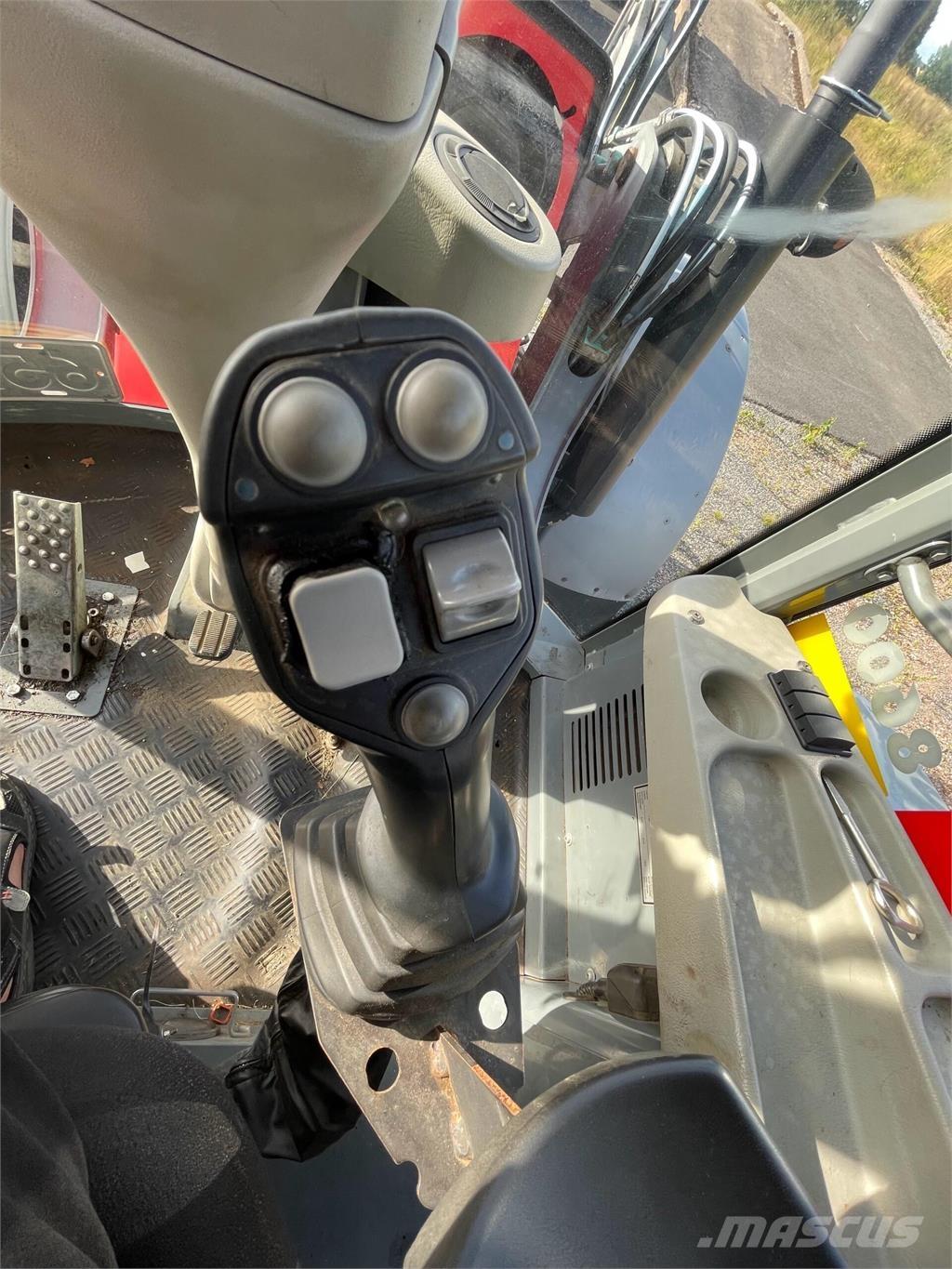 Lännen 8600 E Traktorgravere