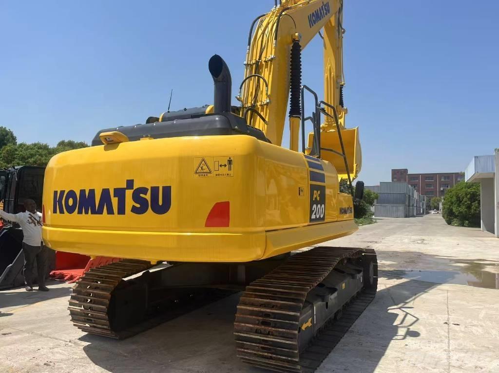 Komatsu PC 200 Beltegraver