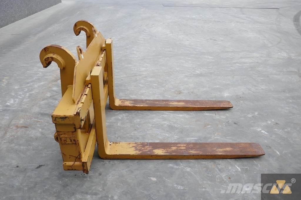 CAT 966/972 Forks Transport - Annet