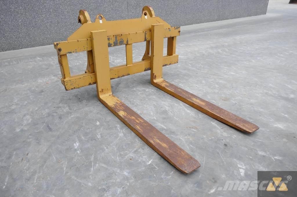 CAT 966/972 Forks Transport - Annet