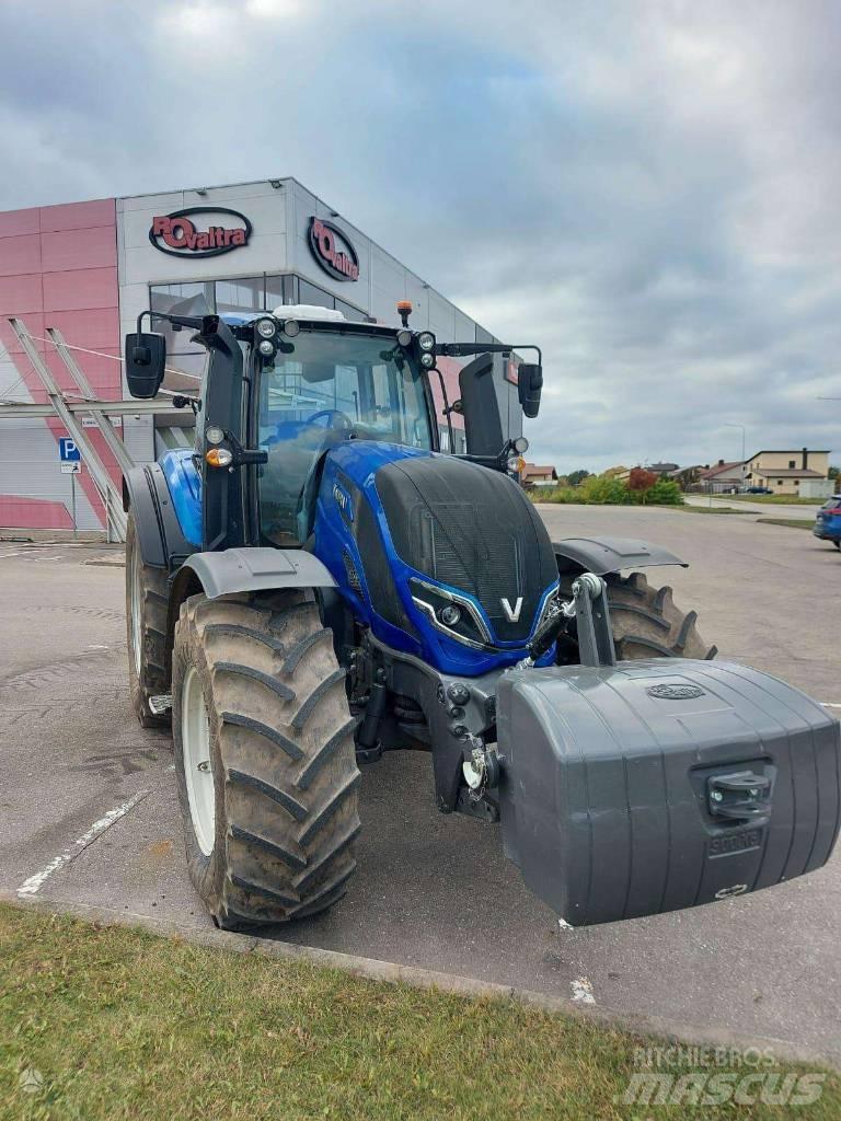 Valtra T235V Traktorer