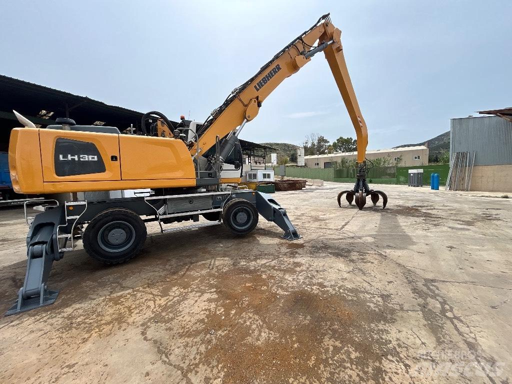 Liebherr Lh30 Gravemaskiner for avfallshåndtering