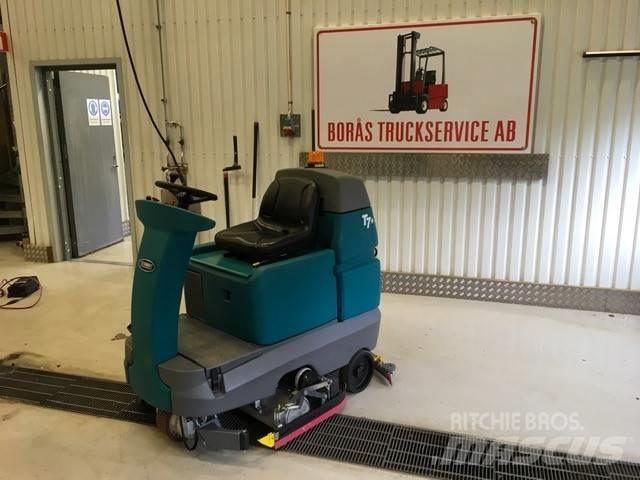 Tennant T 7 + Kombinasjons feie-/vaskemaskiner