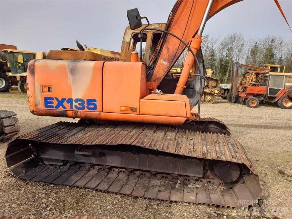 Hitachi EX135 Traktorer