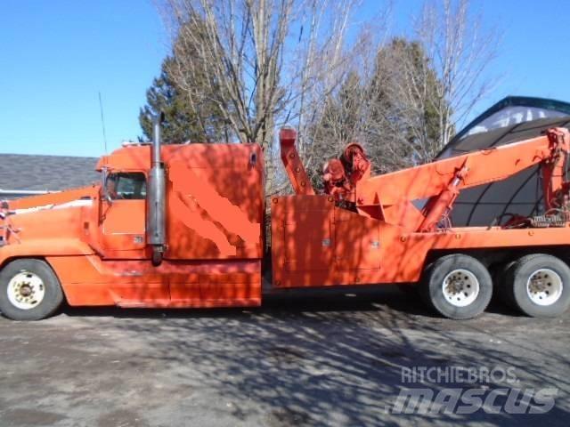 Freightliner FLD 120 Bergingsbiler