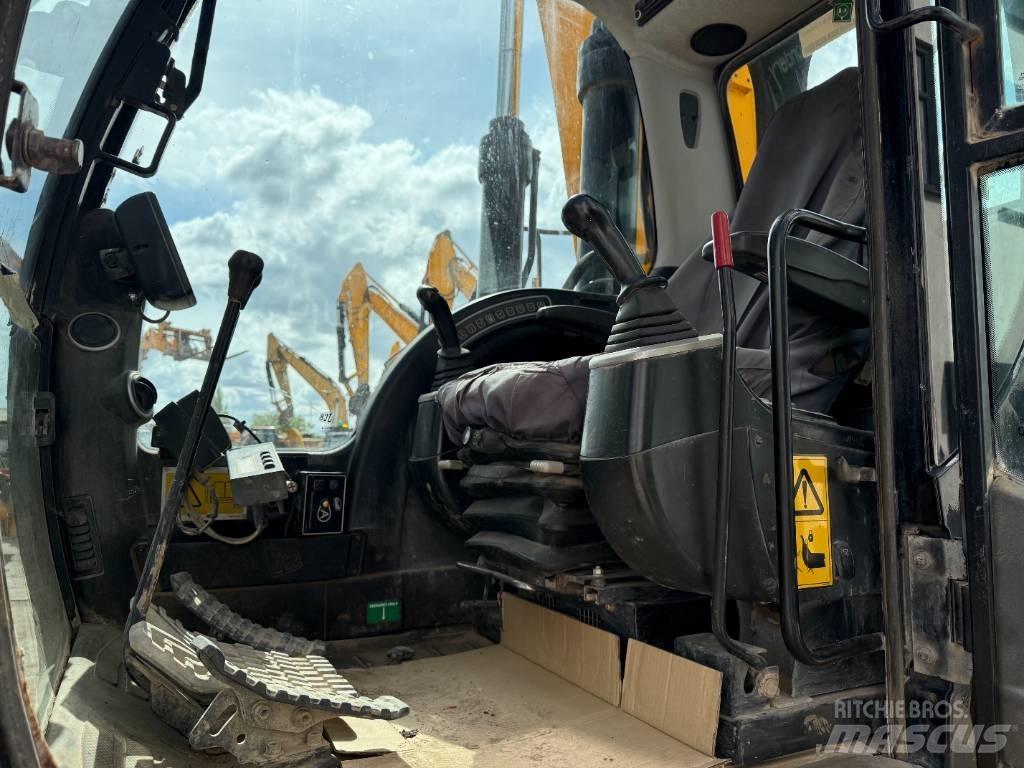 JCB JS 360 LC HRD Beltegraver