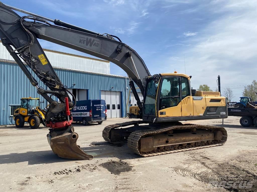 Volvo EC 250 D L Beltegraver